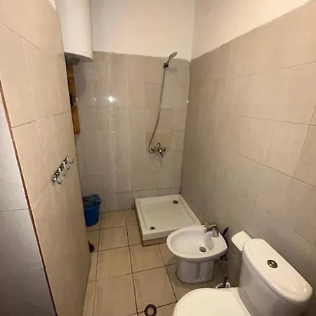 Rezidenca Hasanaj 3 *